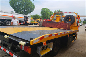 曲水附近拖车电话号码服务